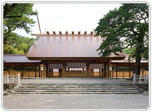 熱田神宮(祭祀日本三神器之一草薙劍)